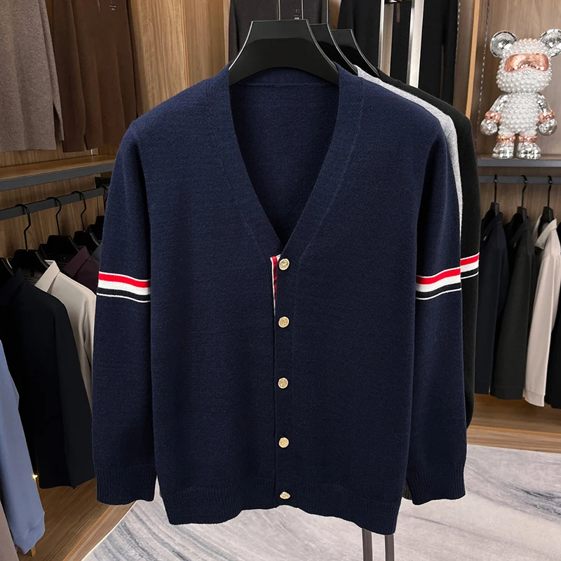 Herbst Winter Neue Strick-Strickjacke Mode Hochwertiges Klassisches Streifendesign Herren V-Ausschnitt Luxusmarke Business Casual Pullover Mantel – Detail 15