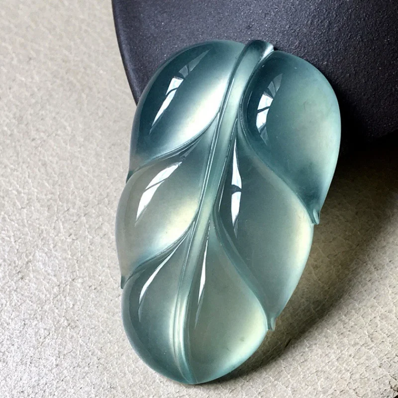 Leaves Emerald Pendant Ice-like Moisturizing Leaf Jade