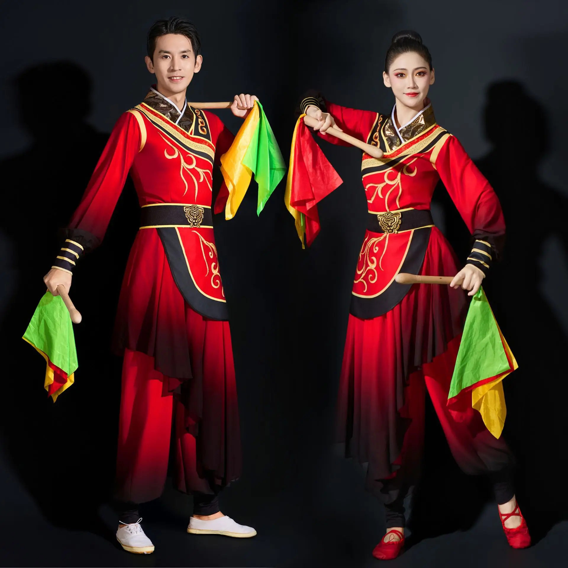2026 New Model Drumming Performance Costumes for Adult Men and Women Chinese Opening Dancing Suits Festive Dragon Dance
