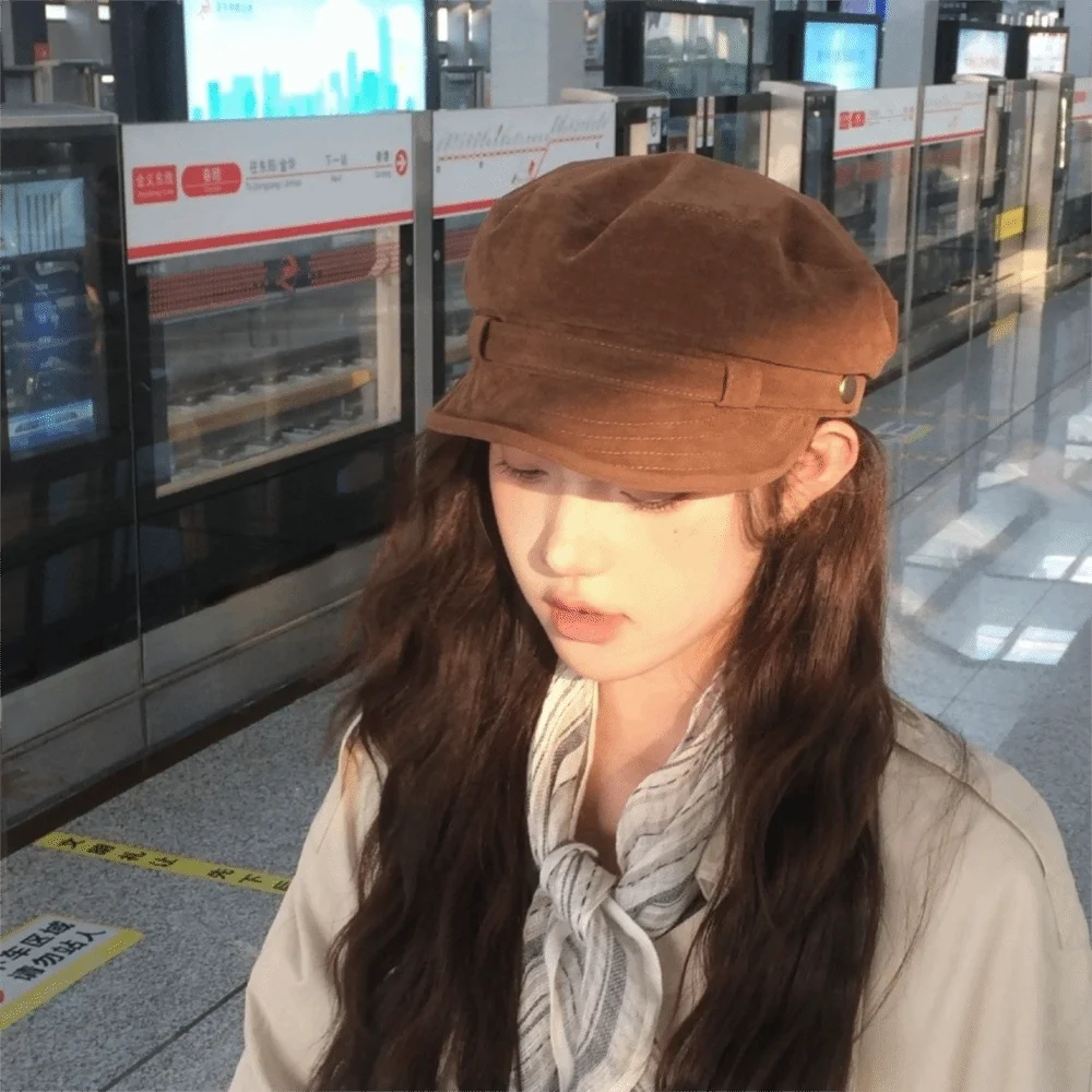 

Casual Short Brim Suede Berets Flat Top Warm Newsboy Hat Solid Color Korean Style Painter Hat Women