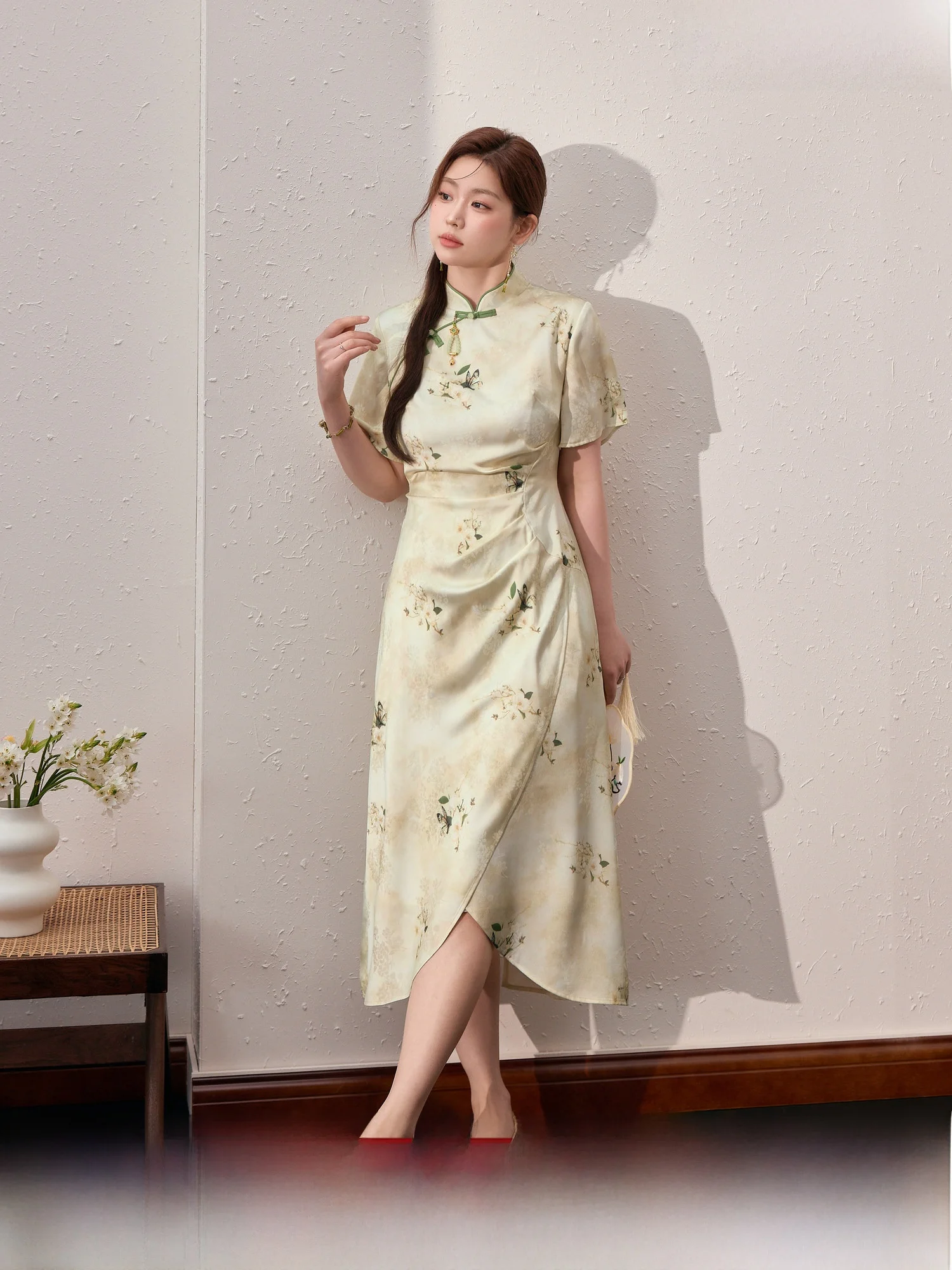 

Новая летняя рабочая одежда для женщин больших размеров: улучшенный крой, принт, высокая талия, А-силуэт, длинный рукав.