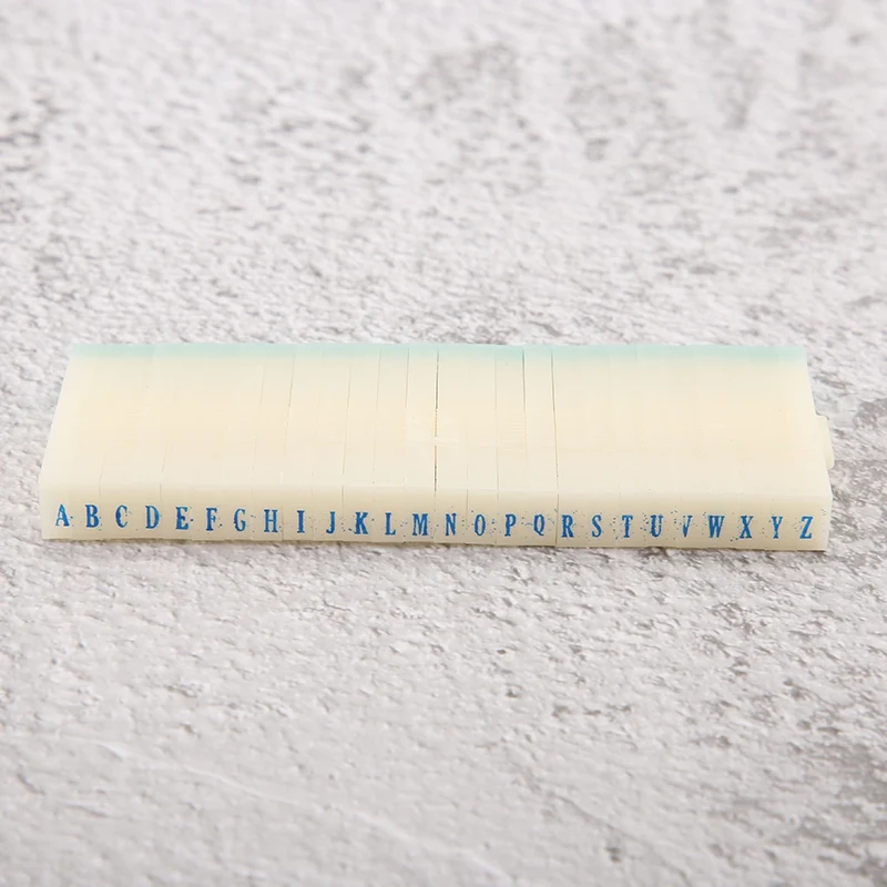 Съемный набор пластиковых штампов с английским алфавитом и 26 буквами
