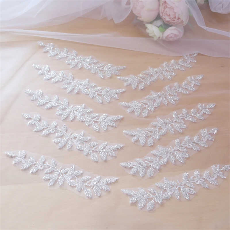 10 Stück. Silberne Perlenblumenblätter Stickerei-Applikation, Hochzeitskleid Kopfschmuck Spitze Spiegelblume RS253012 – Detail 7