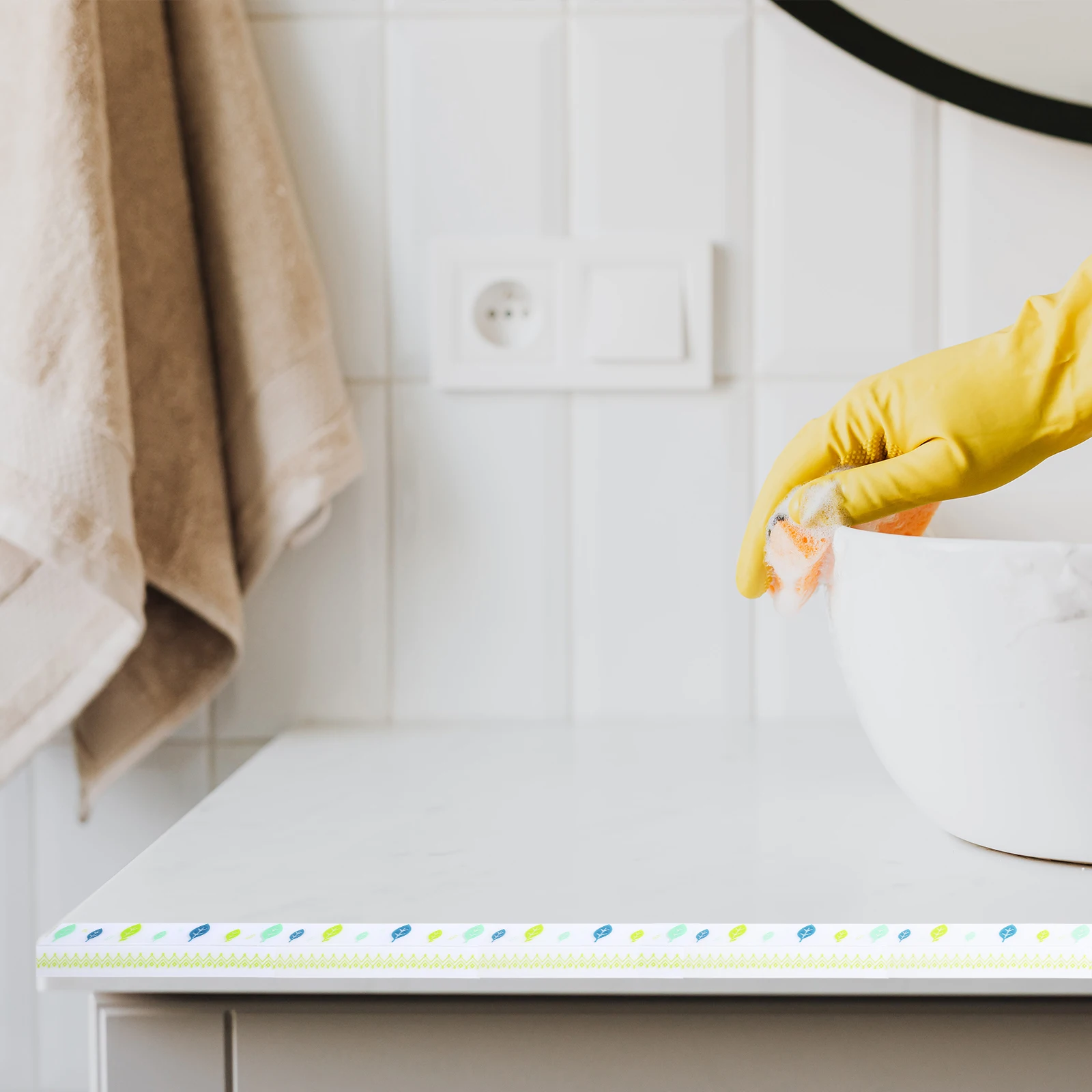 

2pcs 2 Rolls Corner Sealing Strip Caulk Strip Waterproof Sealing Tape Self Adhesive Gap Cover For Sink Corner Wall Bathroom