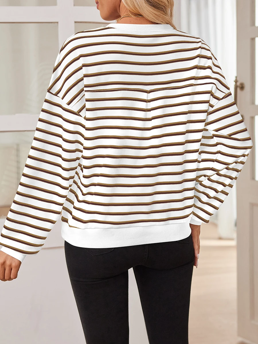 Women s Oversized Striped Sweater with Crew Neck and Long Sleeves - Casual Streetwear Top for a Relaxed Look