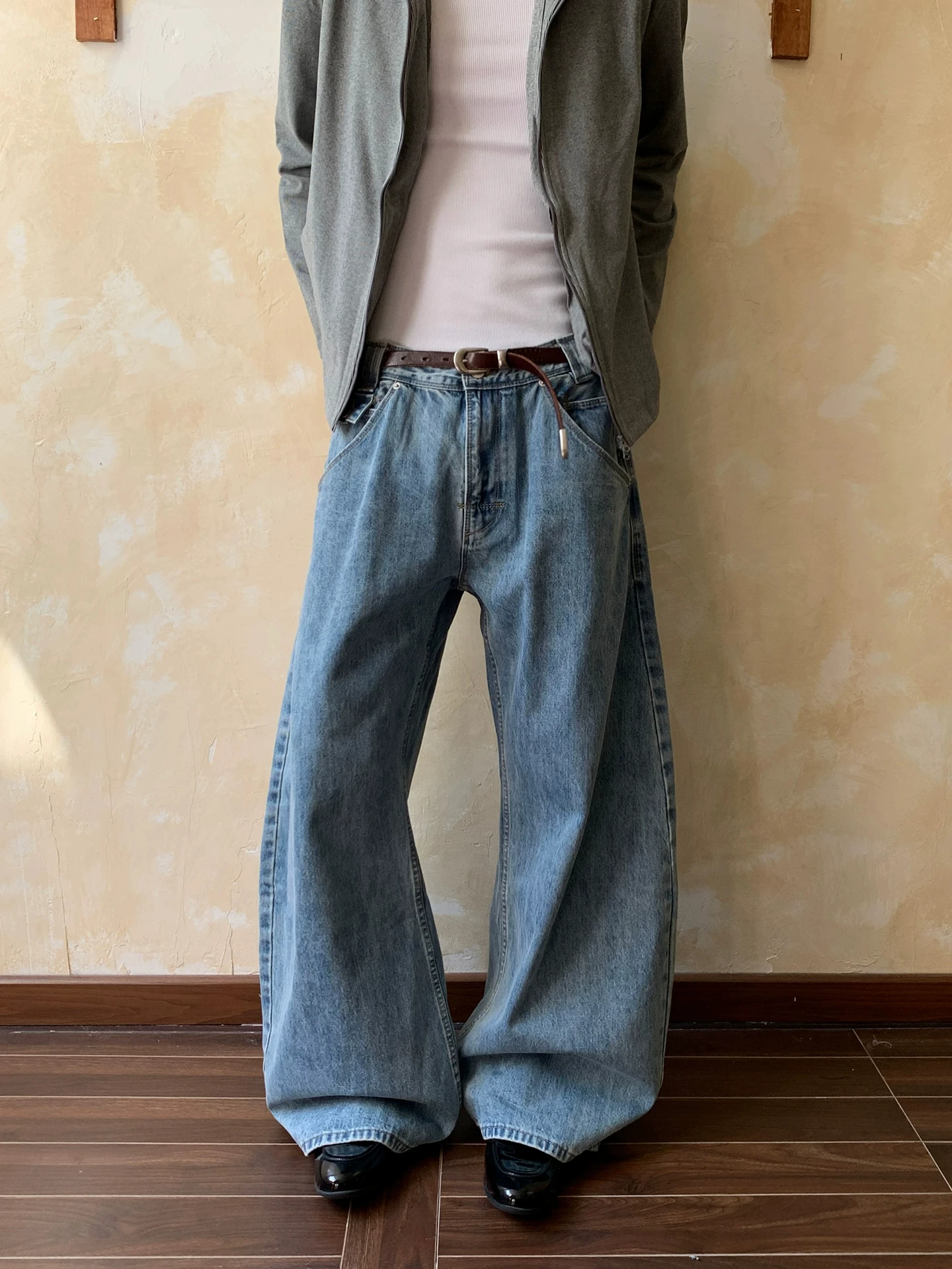 Retro Paris Buckle Washed out Western Style Men's Jeans Autumn Loose Wide Leg Pants Youthful Trendy Straight Cut Streetwear