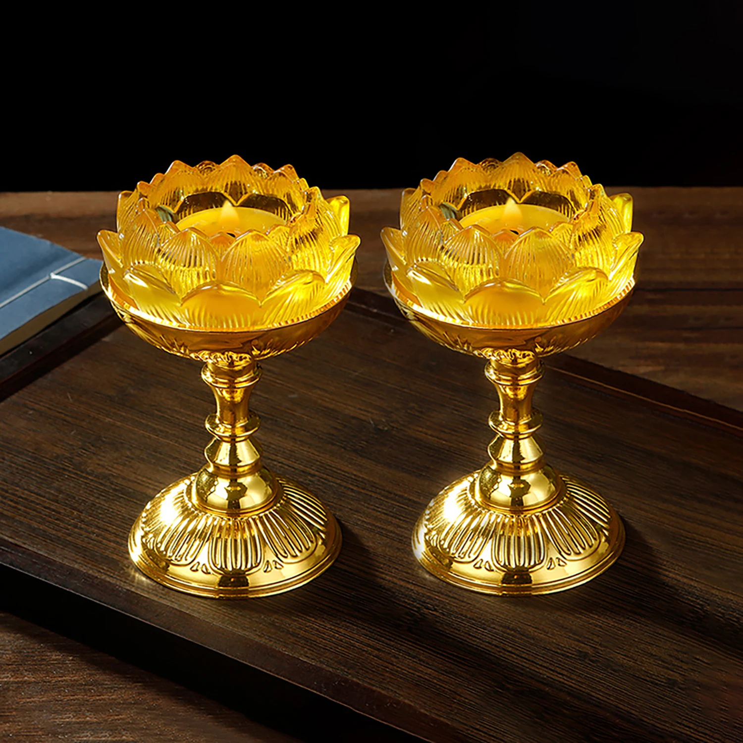Vintage Candle Holders Glass Lotus Candlestick with Metal Base Butter Lamp Holder Long Lamp Candlestick Put Candle Cup Home Deco