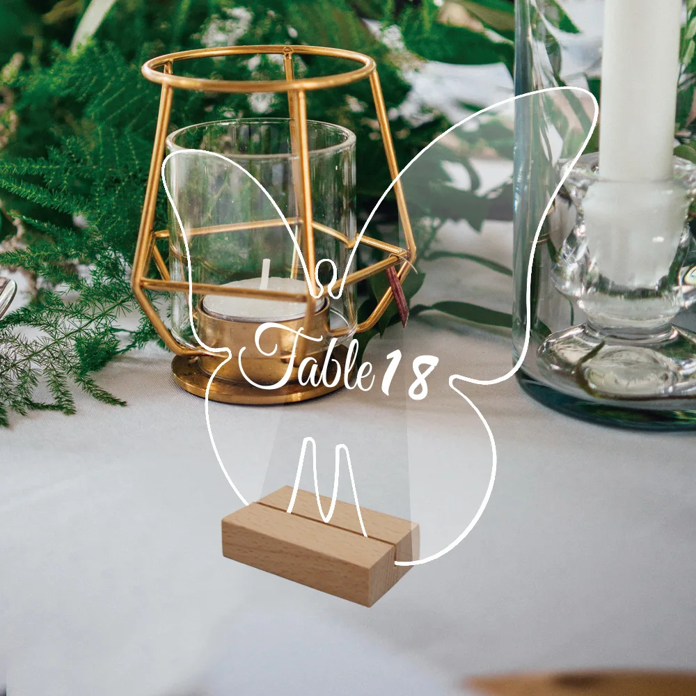 

Clear Acrylic Table Numbers Butterfly-shaped Acrylic Sign Romantic and creative Wedding Table Decor Wedding Signage Seat Numbers