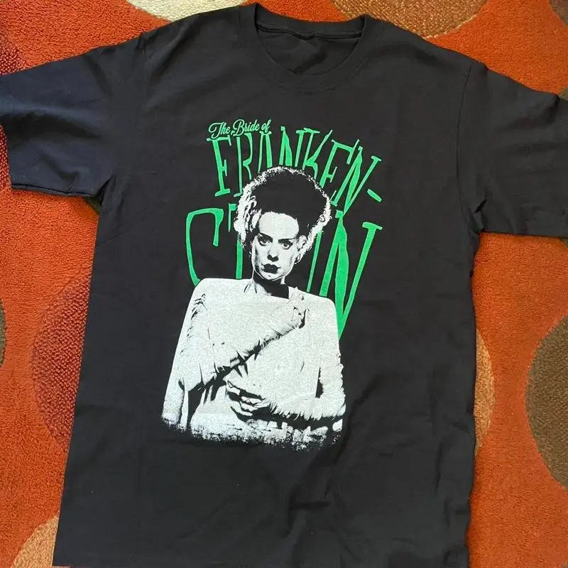 قميص عروس فرانكنشتاين الرعب بأكمام قصيرة باللون الأسود الكلاسيكي #1