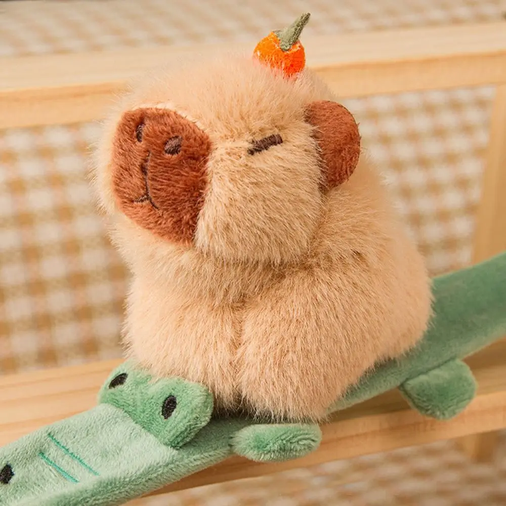 Criativo pelúcia capivara tapa pulseiras dos desenhos animados macio animal clap anel bonecas de pelúcia huggers tapa brinquedo para crianças presente