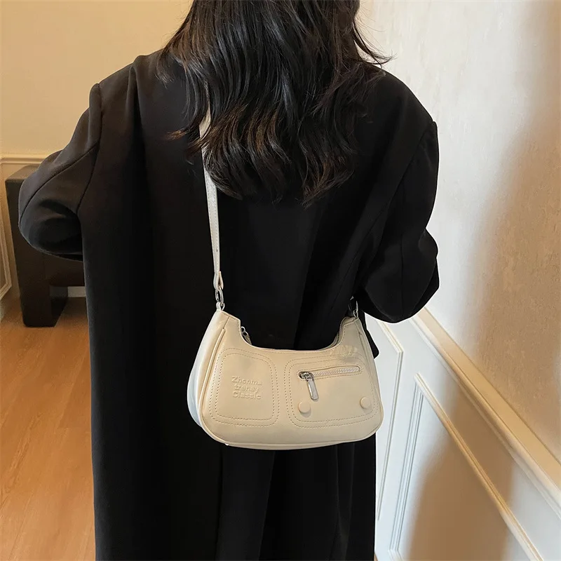 

New Retro Underarm Bag for Women, Exquisite Shoulder Messenger Bag, High-texture Handbag, Simple and Versatile Model.