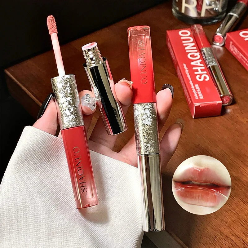 双頭リップグレーズレッドフェスティバルデザインマット&グロッシー2 in 1、バレンタインデーの装飾に最適