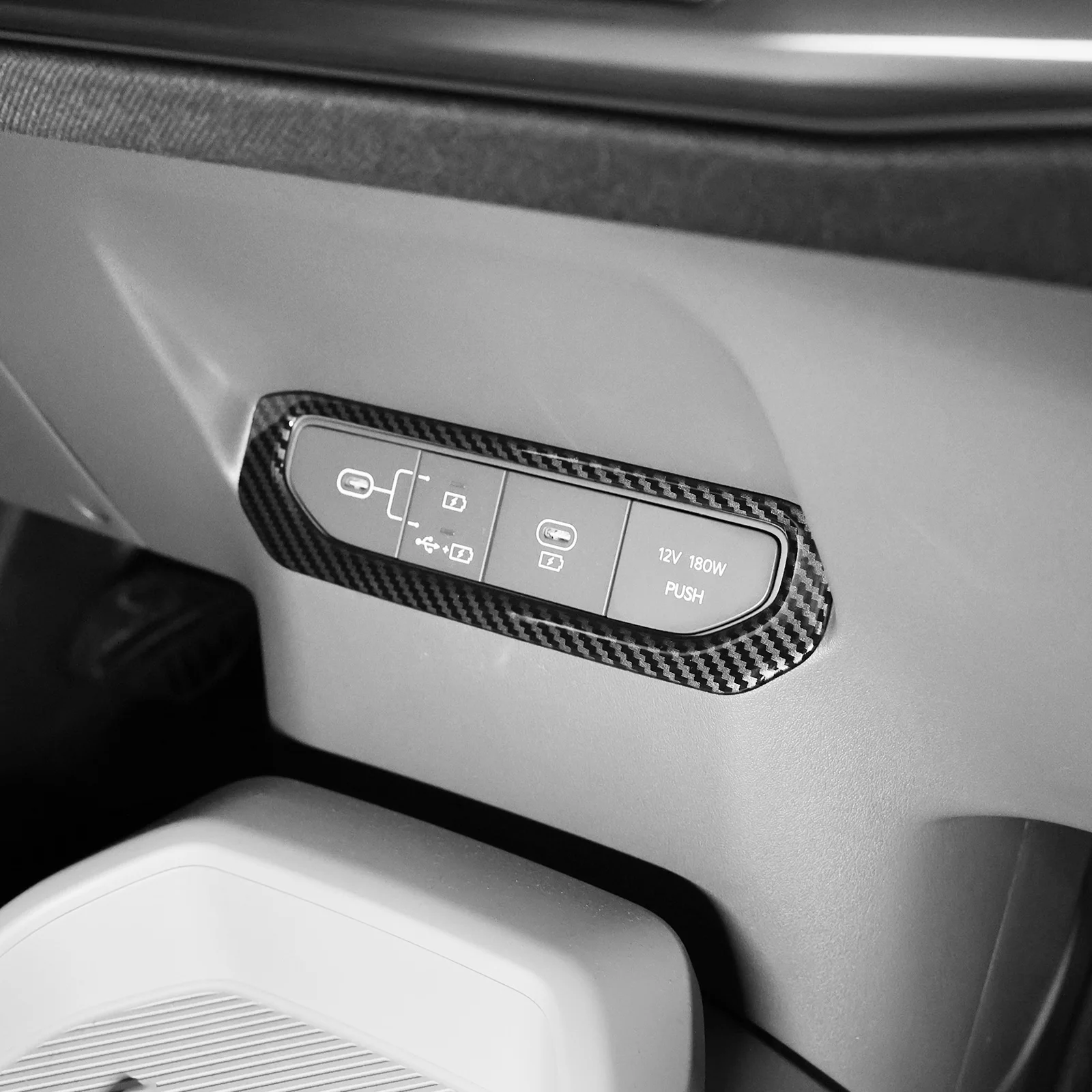 For Kia EV3 Center Console USB Charging Port Frame Trim Charger Socket Decoration Cover Car Accessories Styling