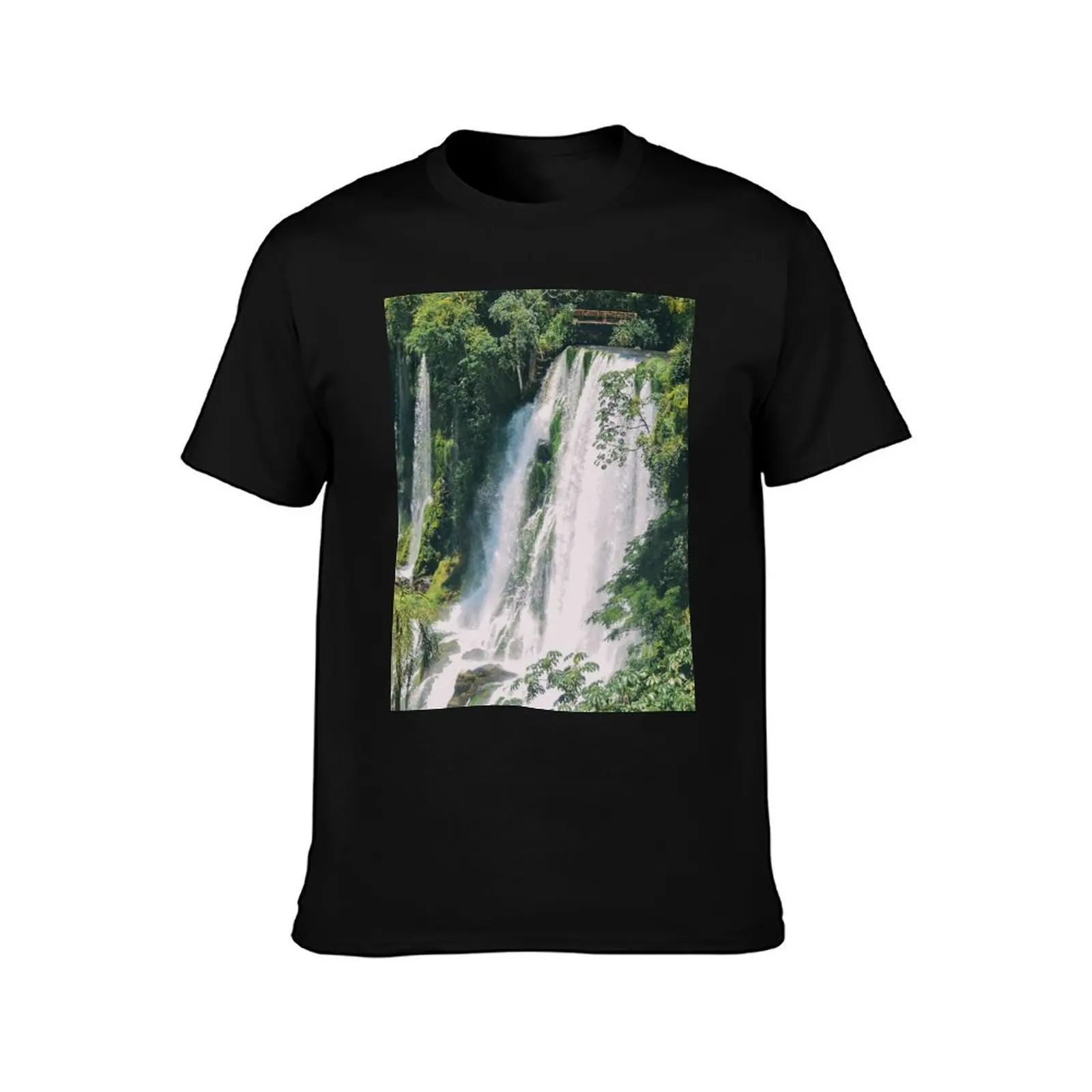 Iguazú Waterfalls Misiones, Argentina Natural Wonders T-Shirt Big and Tall Loose Fit T-Shirt