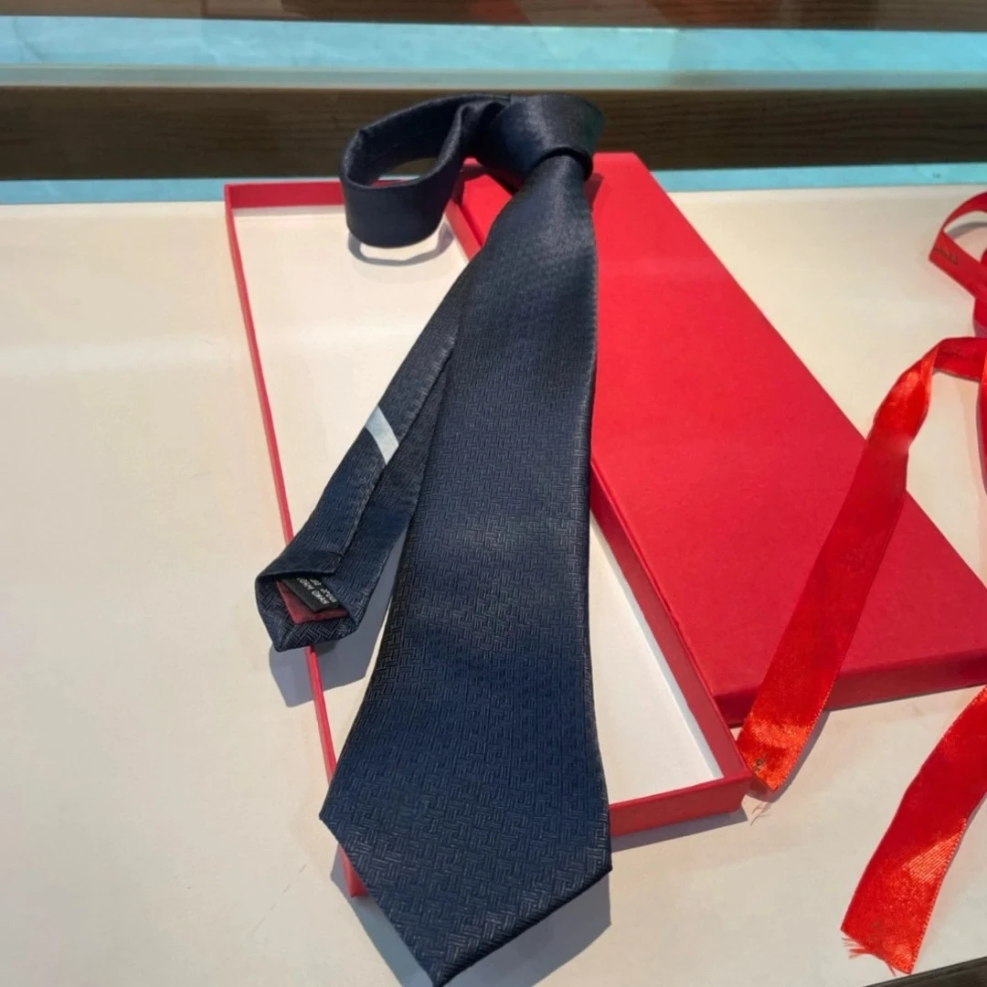 Luksusowe męskie krawaty markowe, ręcznie robione w stylu F, 100% jedwab, krawaty z diagonalu, ekskluzywne krawaty biznesowe, formalne muchy, prezenty świąteczne na Boże Narodzenie.