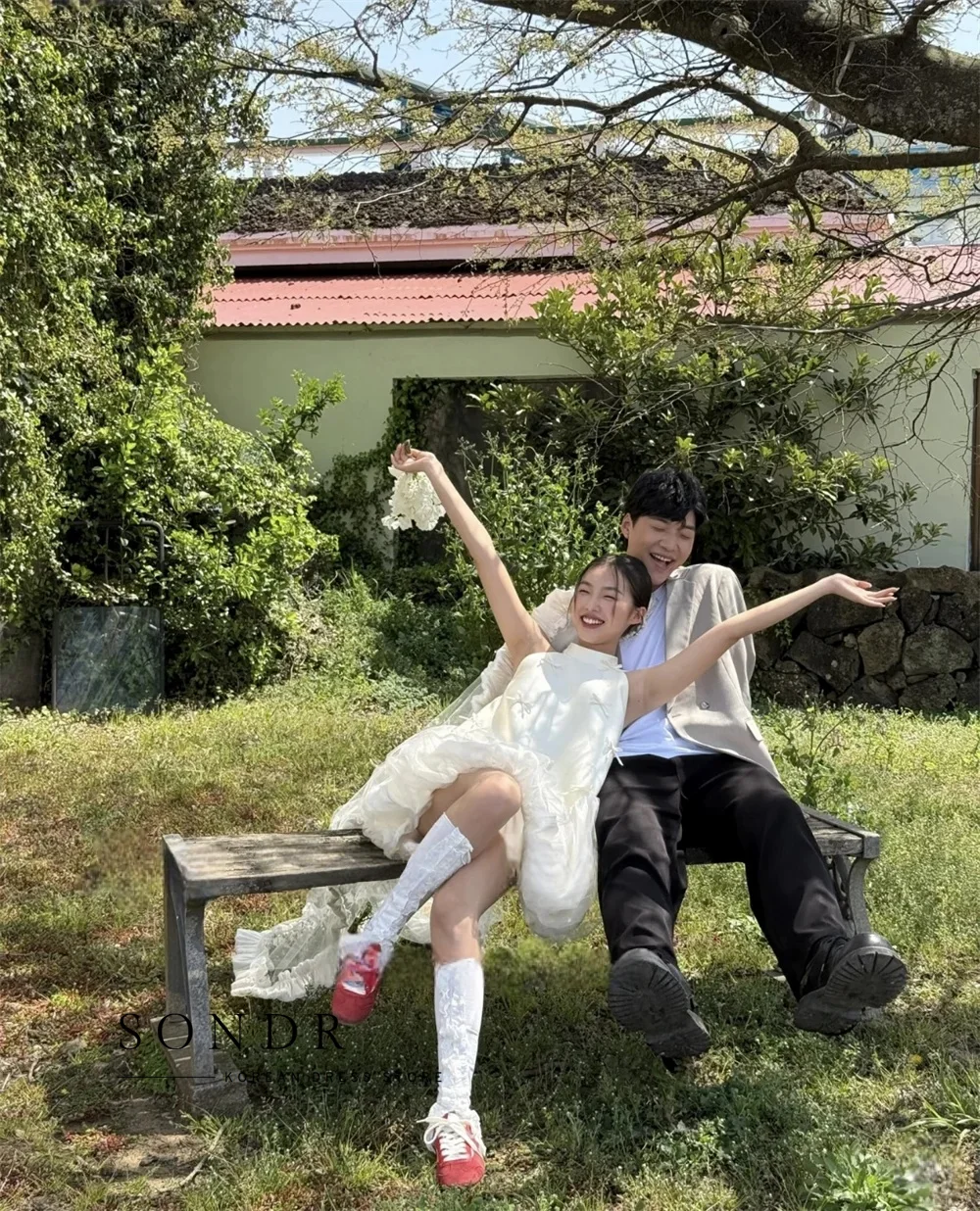 ชุดแต่งงานสั้นแบบเกาหลีผ้าซาตินผูกโบว์น่ารักสั่งตัดได้ สำหรับถ่ายรูป ชุดเจ้าสาวมินิ ชุดงานเลี้ยง ชุดรับรองแขก