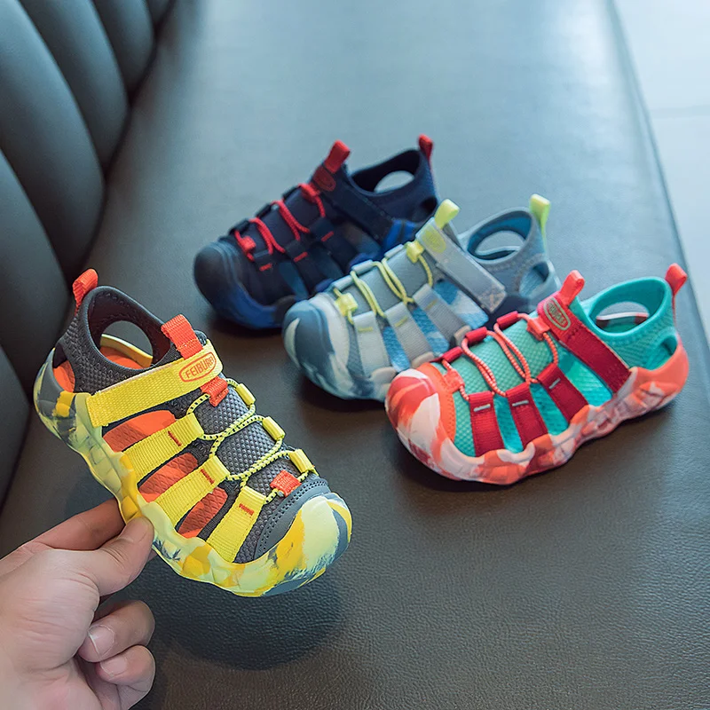

Children's Hollow Outdoor Beach Shoes Summer New Mesh Breathable Fashion Trend Sandals Non Slip Comfortable Hiking Sneakers