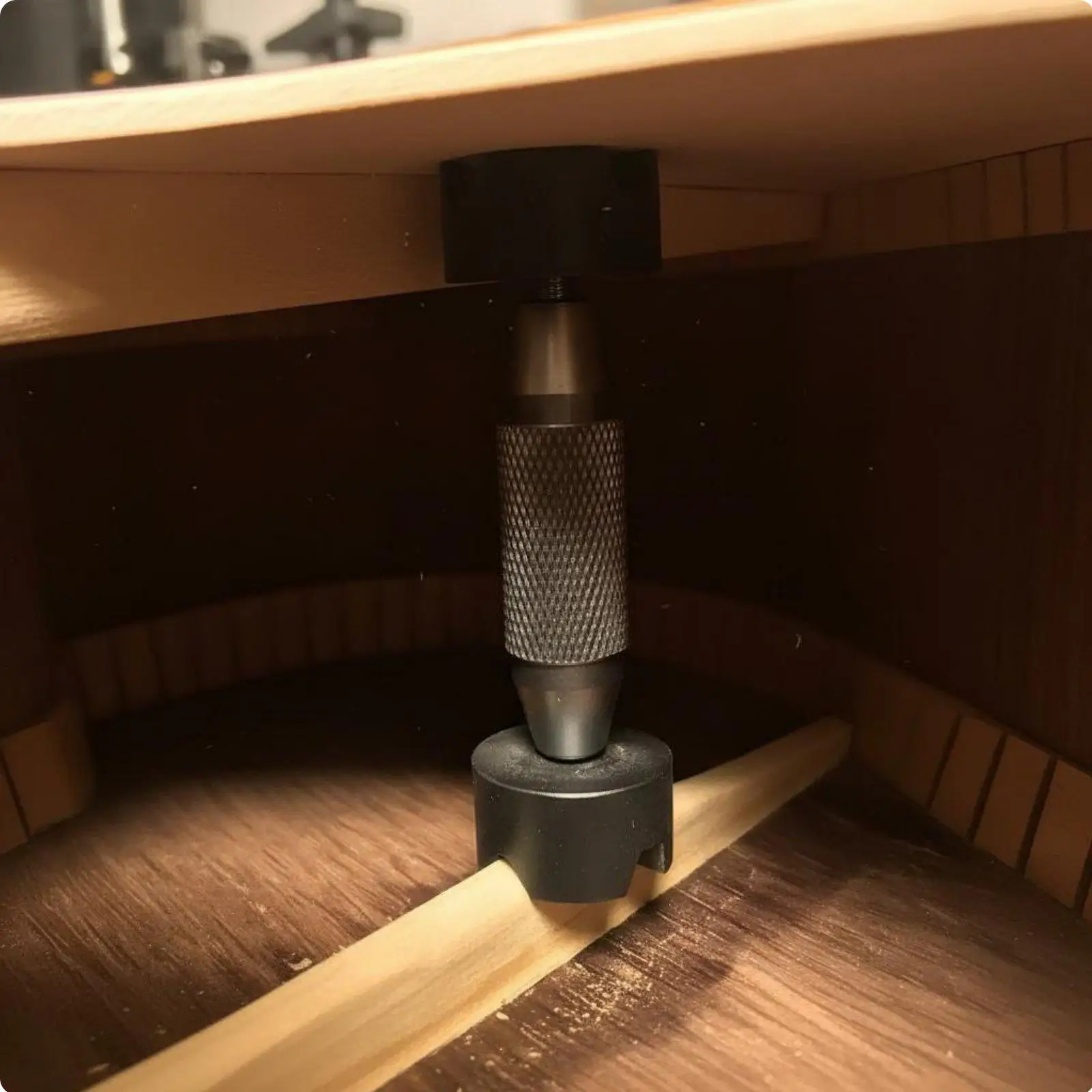 Threaded Adjustment Guitar Clamp Tool for Stable Glue Adhesion in Acoustic Guitar Internal Support
