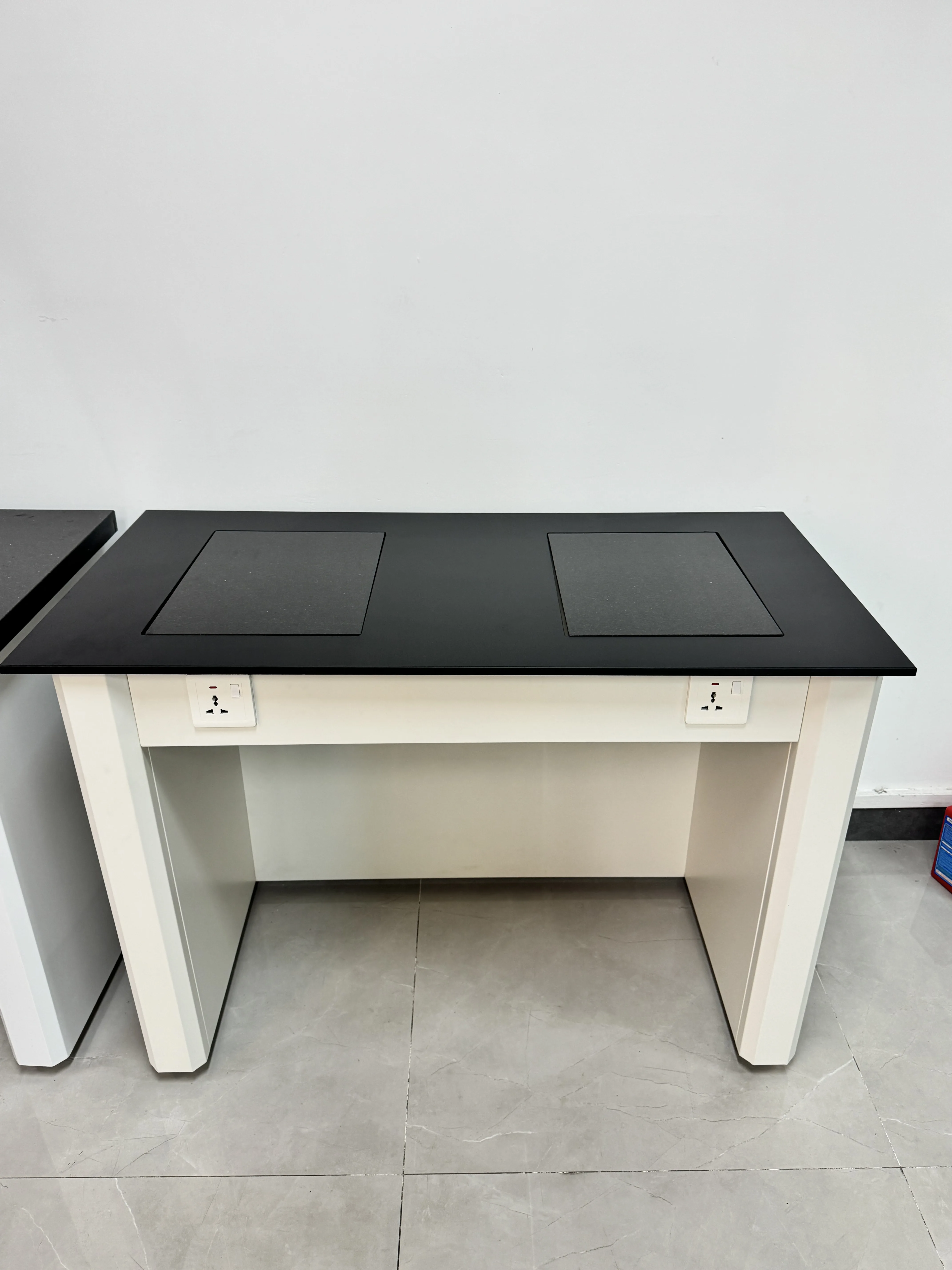 Chemical Lab Furniture Anti-vibration Table Granite/Marble Worktop in Biomedicine Lab