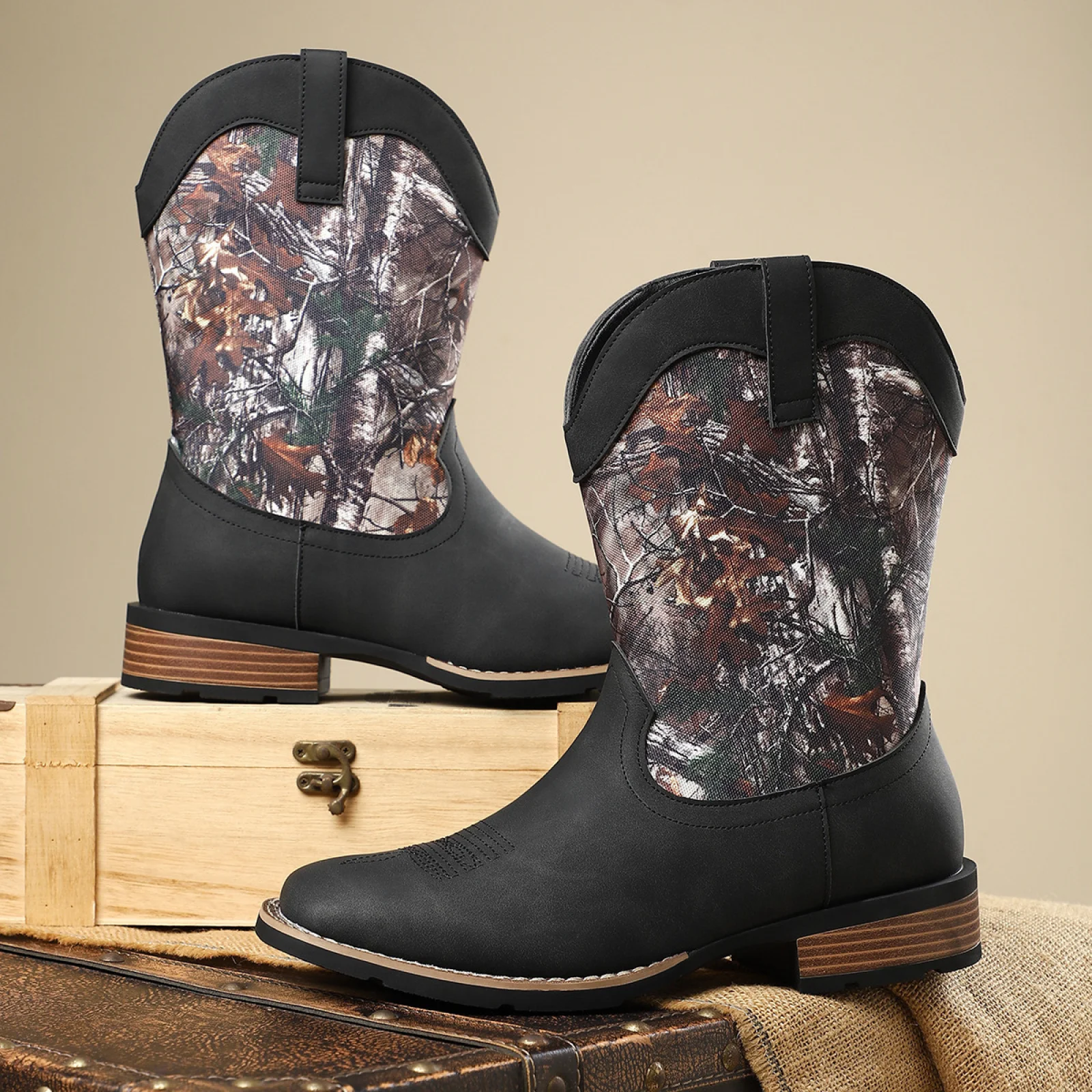 Bottes imprimées de Cowboy occidental pour hommes, bottes de travail médiévales brodées de Pirate pour Halloween