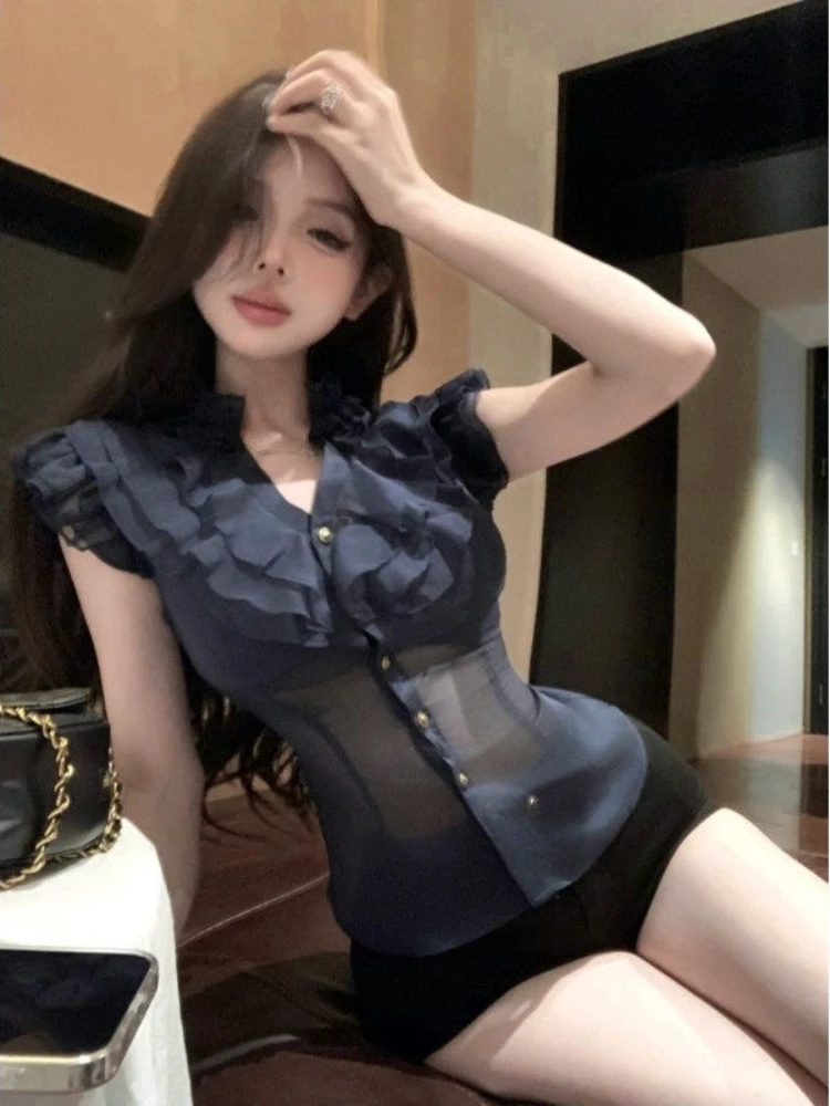 

Элегантная шифоновая рубашка без рукавов для женщин, лето 2022, однобортная блузка с летящими рукавами и грибками, сексуальные прозрачные тонкие топы (18)ดス