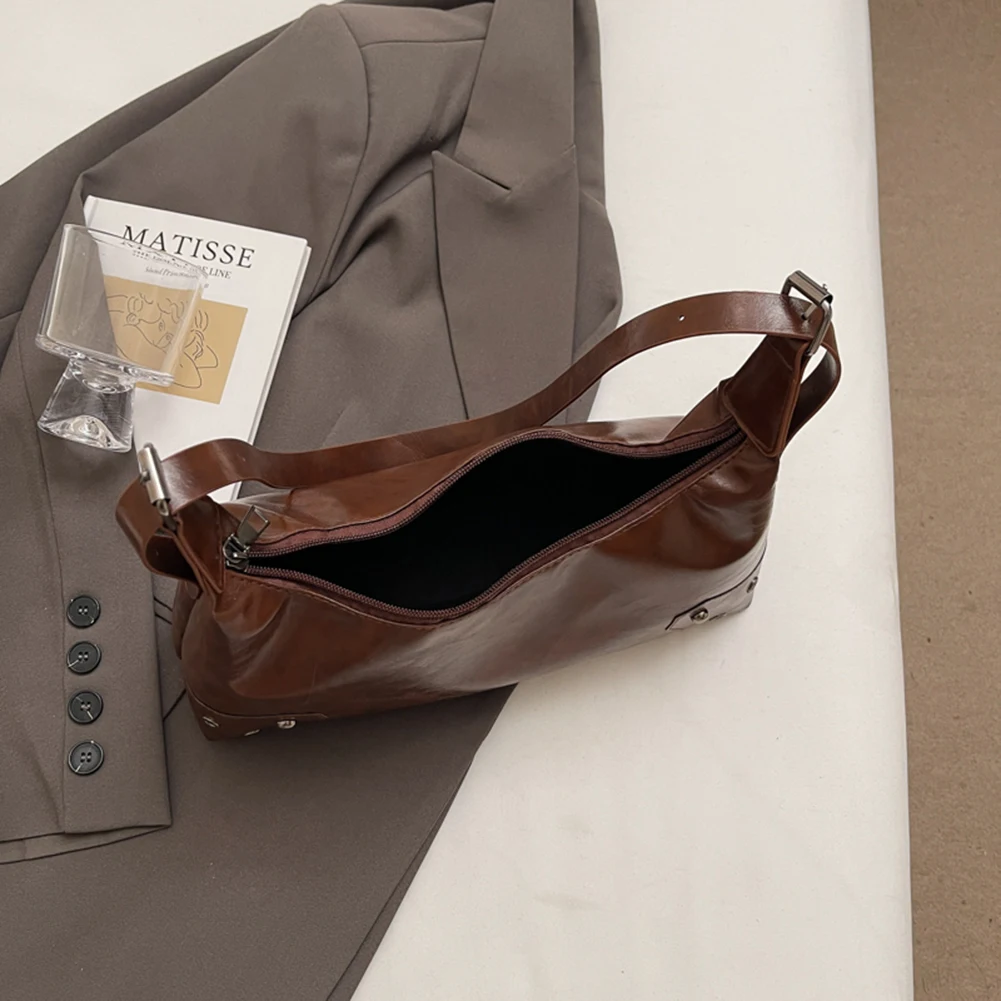 Women Retro Rivet Shoulder Bag PU Leather Fashion Underarm Bag Large Capacity Soft Leather Armpit Bag Ladies Work Bag