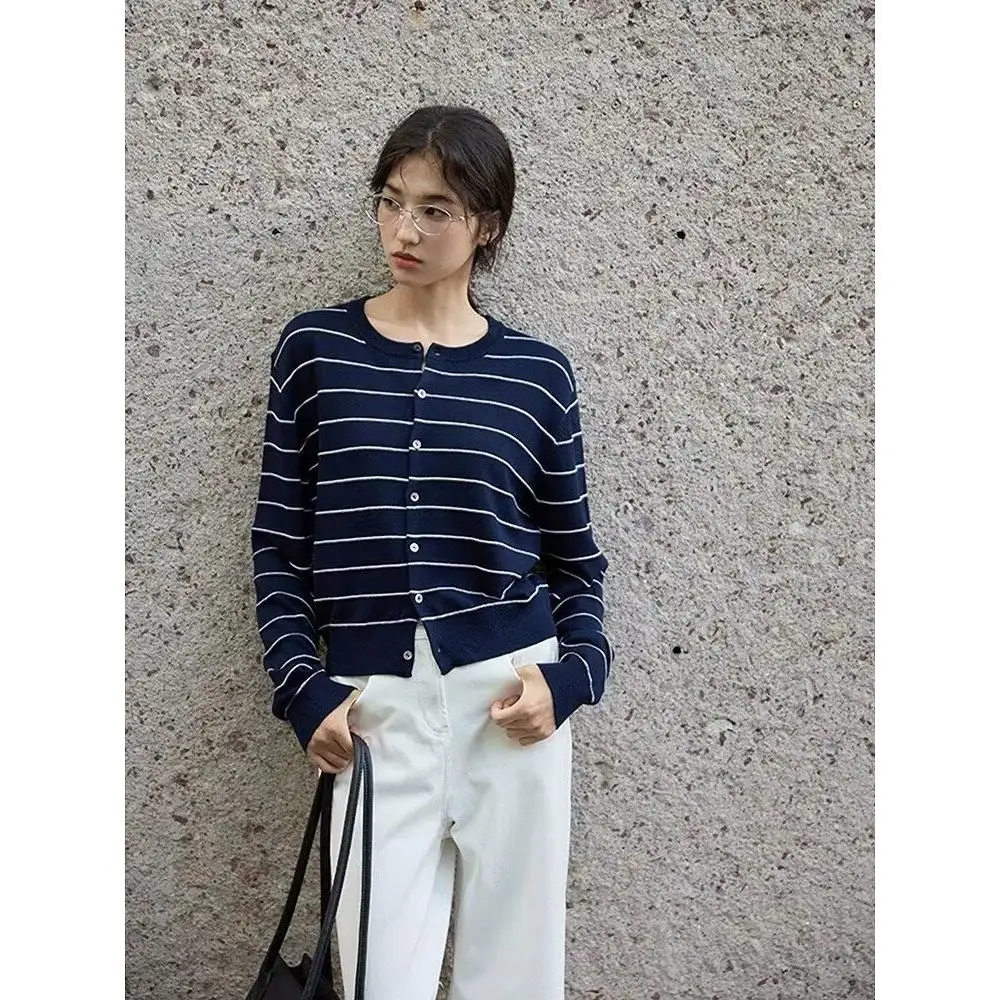 

Американский вязаный свитер с V-Ne, кардиган, женский цветной повседневный свободный крой, зимняя верхняя одежда, мягкое полиэфирное волокно