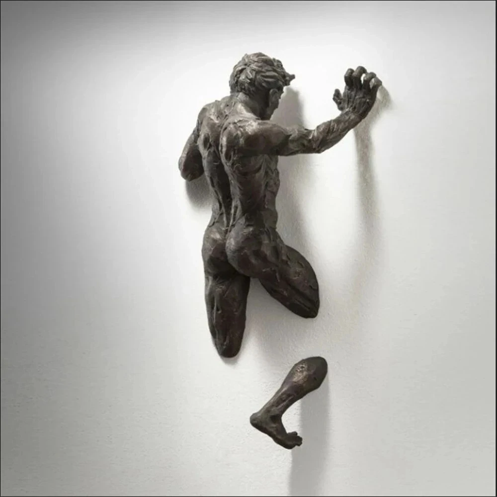 New Imitation Copper Wall Decor Abstract Character Resin Rock Climbing Man Statue Sculpture Background Wall Art 3D Through Wall