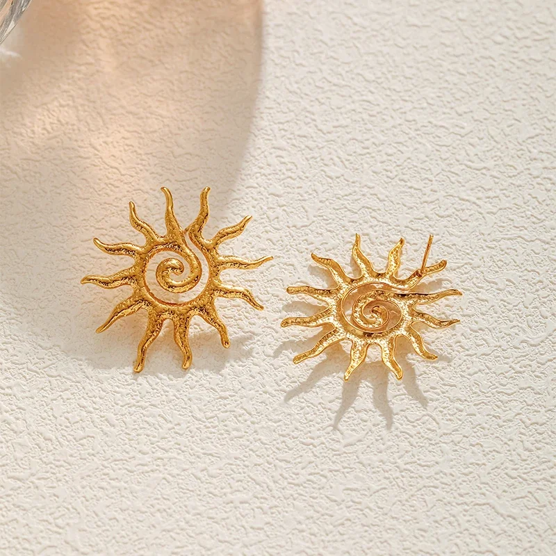 

PAPERPLUS | Gold Stud Earrings for Women. Stainless Steel.Round Circle. Glamour Jewelry Gifts.1Pair.New Fashion