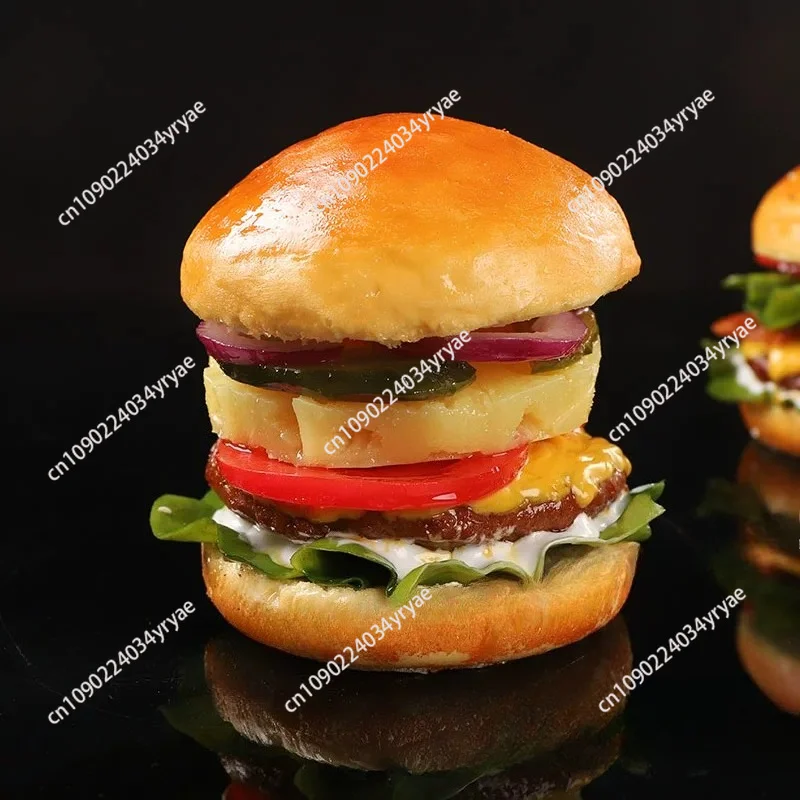 Simulation steak burger, pineapple steak burger model, food, food mold, sample display props, fake American burger
