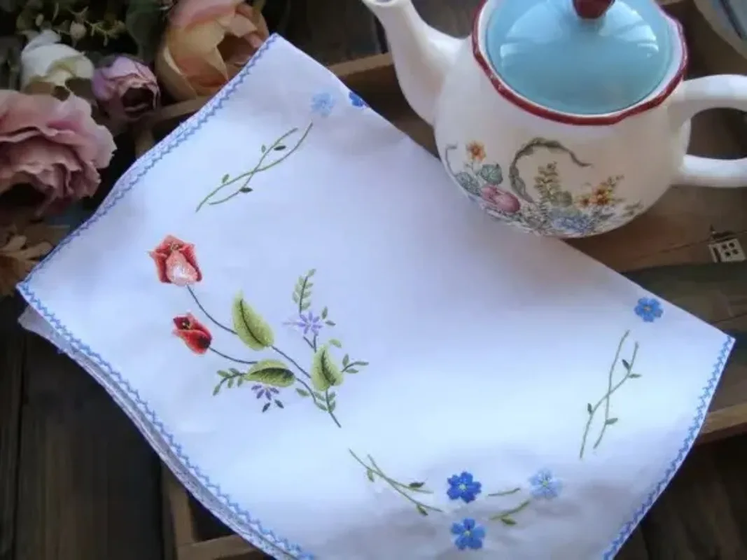 2PCS Foreign Trade Pure Cotton Hand-embroidered British Vintage Fabric Placemat Pads Handkerchiefs 30x45CM