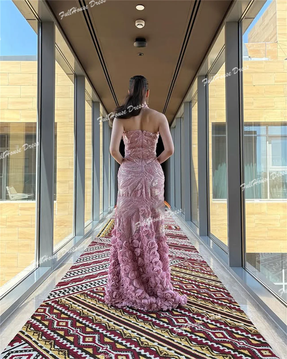 العرف الفاخرة الرسن الترتر الأزهار الدانتيل حزب اللباس مثير غمد عارية الذراعين الطابق طول مساء اللباس شارون سعيد