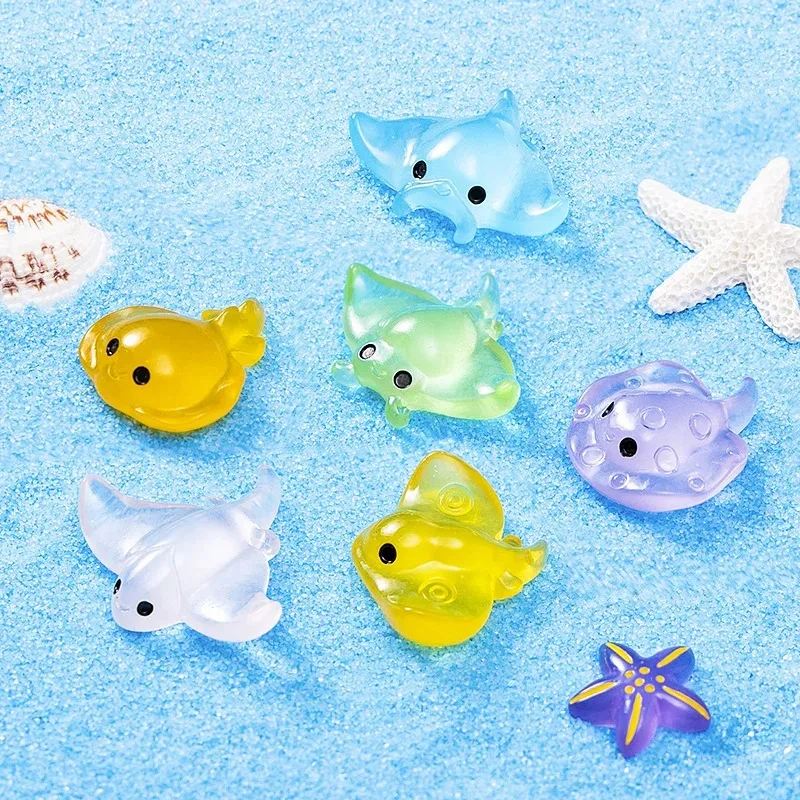 10PCS/SET Cute Night Light Ocean Little Devil Fish Model Kawaii Home Living Room Desktop Decoration Creative Resin Crafts