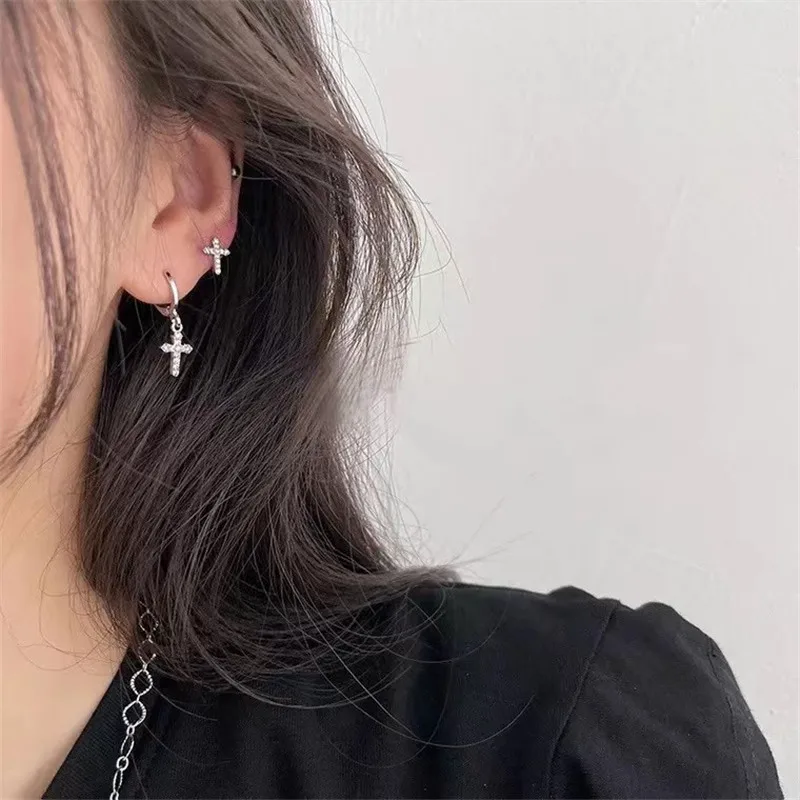 Pendientes cruzados de circón a la moda para mujeres y hombres, pendientes de aro de cristal de Hip Hop, pendientes colgantes estéticos, regalo de joyería para parejas 2022