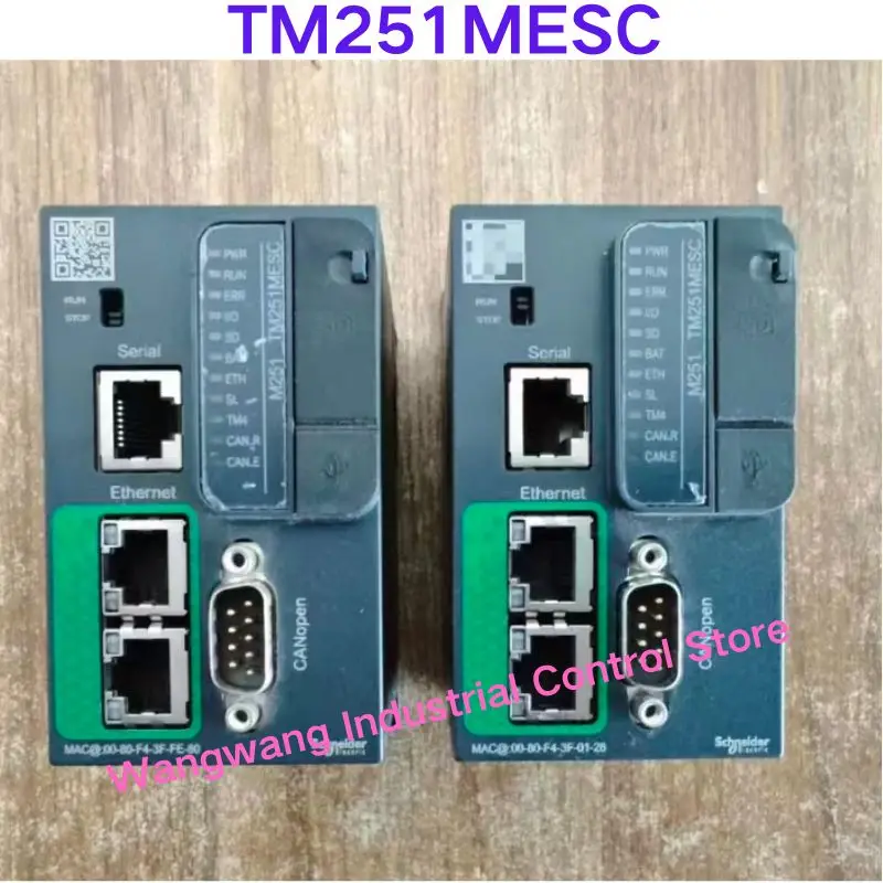 

Проверенный б/у контроллер TM251MESC, исправен.