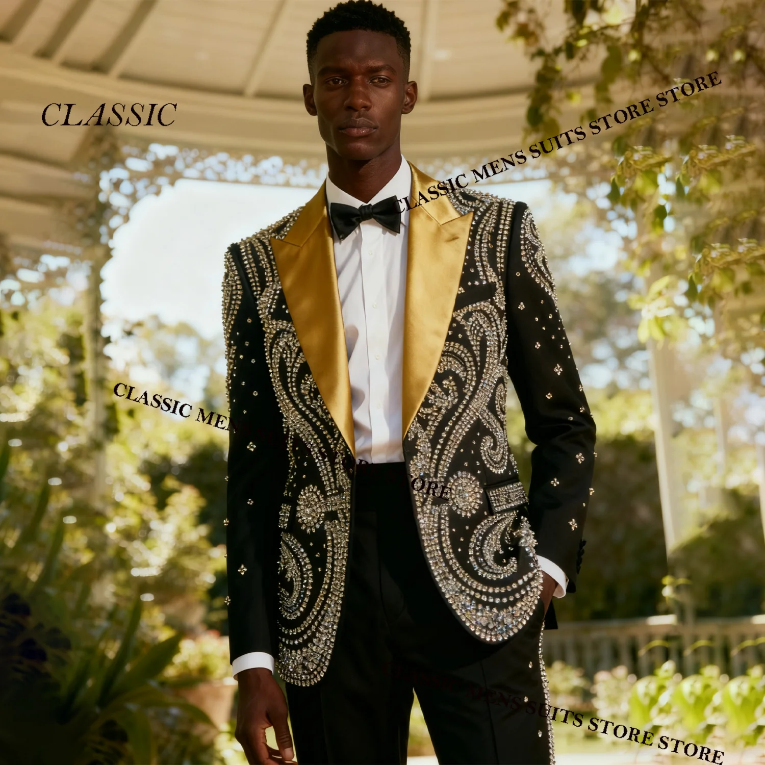 

Customized Luxury Coat Style Men Suit 2 Piece Sets Groom Male BlazersRhinestone Beaded Peaked Lapel Ropa hombre Wedding Tuxedo