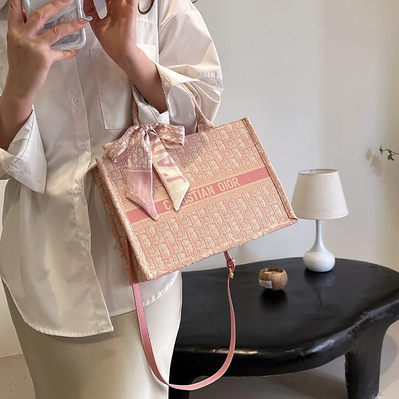 

2025 Casual Canvas Tote Bag, Women's Niche Spacious Shoulder Purse, Trendy Day to Night Crossbody, Casual Sling Bag