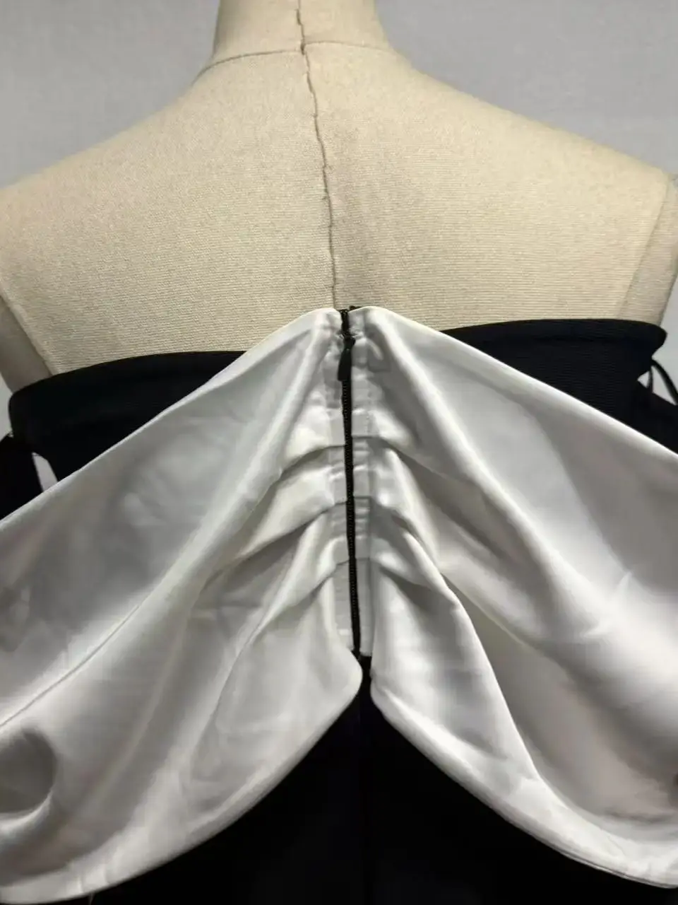 Customized Bandage Women Dresses Off the Shoulder Simple Mermaid Midi Dress Jersey Full Sleeves Crystal Diamond Party Prom Gown