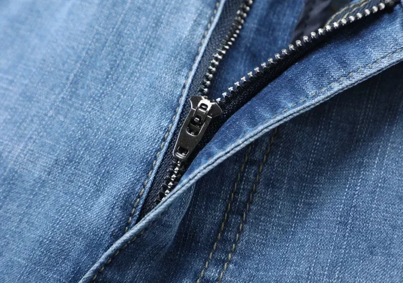 2026 Summer Brand Clothing Men's Straight Loose Lightweight Jeans Classic Badge Business Casual Thin Cotton Stretch Pants
