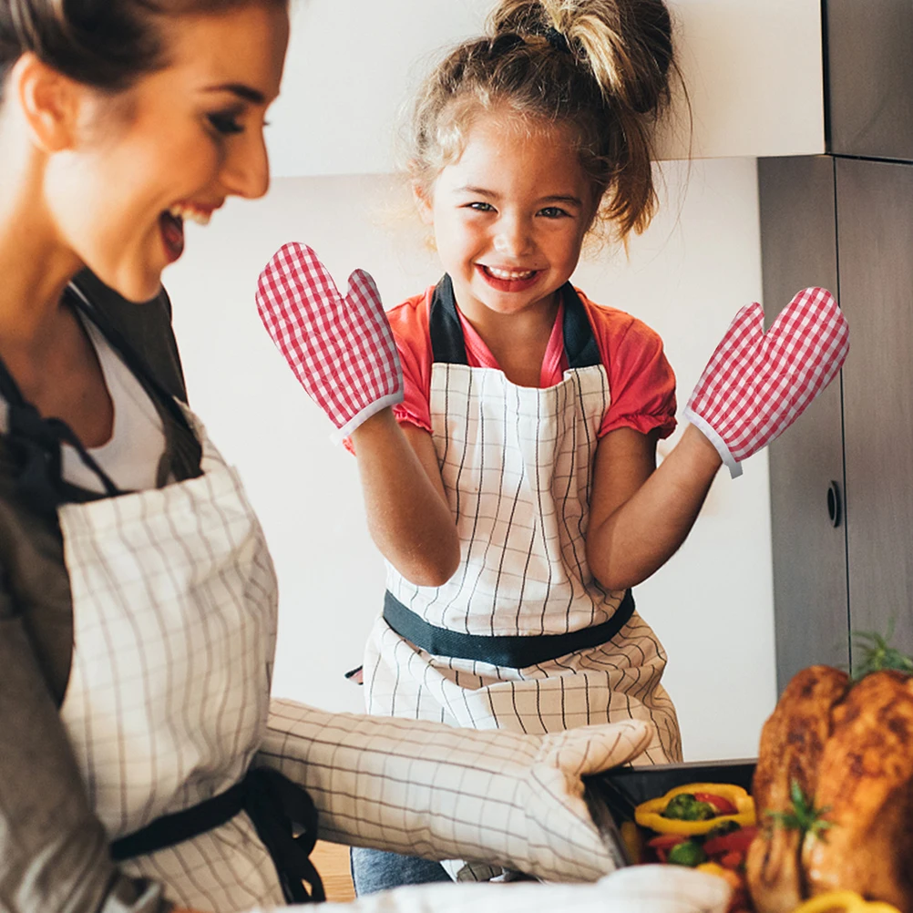 

4 Pcs Kids Oven Mitts Heat Resistant Gloves Red Plaid Child Cooking Barbecue Kitchen Protective Mitts Reusable