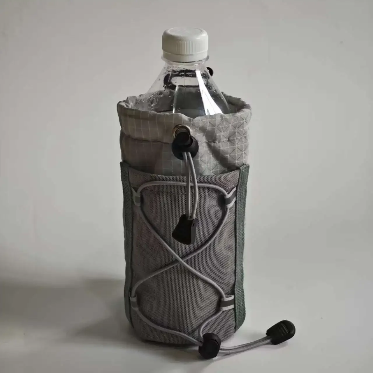 1 Stück 8×17cm Outdoor-Rucksackgurt-Handytasche Wasserflaschenhalter Clip-on-Verlängerungstasche für Wandern Camping Reiseausrüstung Zubehör – Detail 12