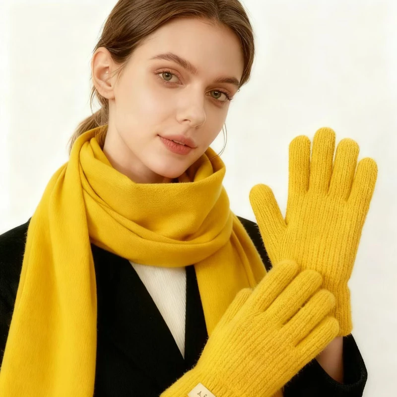 مجموعة هدايا شتوية مريحة - قفازات تعمل باللمس ووشاح من الكشمير المقلد، مجموعة دافئة للجنسين له #3