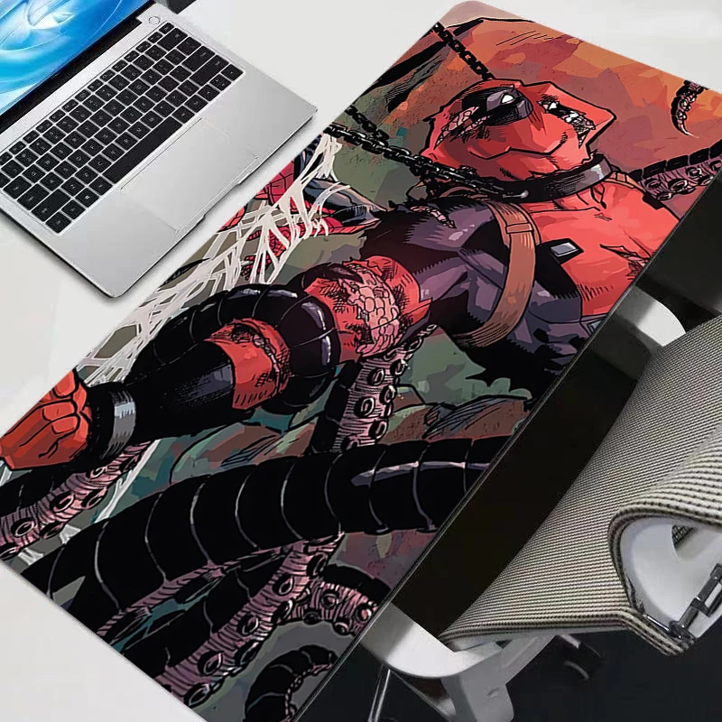 แผ่นรองเมาส์ขนาดใหญ่เดดพูลออกแบบมาโดยเฉพาะสำหรับโน๊ตบุ๊คพีซีแผ่นรองโต๊ะสำนักงานอุปกรณ์เสริมสำหรับเล่นเกมพีซีแผ่นรองเมาส์แล็ปท็อปแผ่นรองคีย์บอร์ด