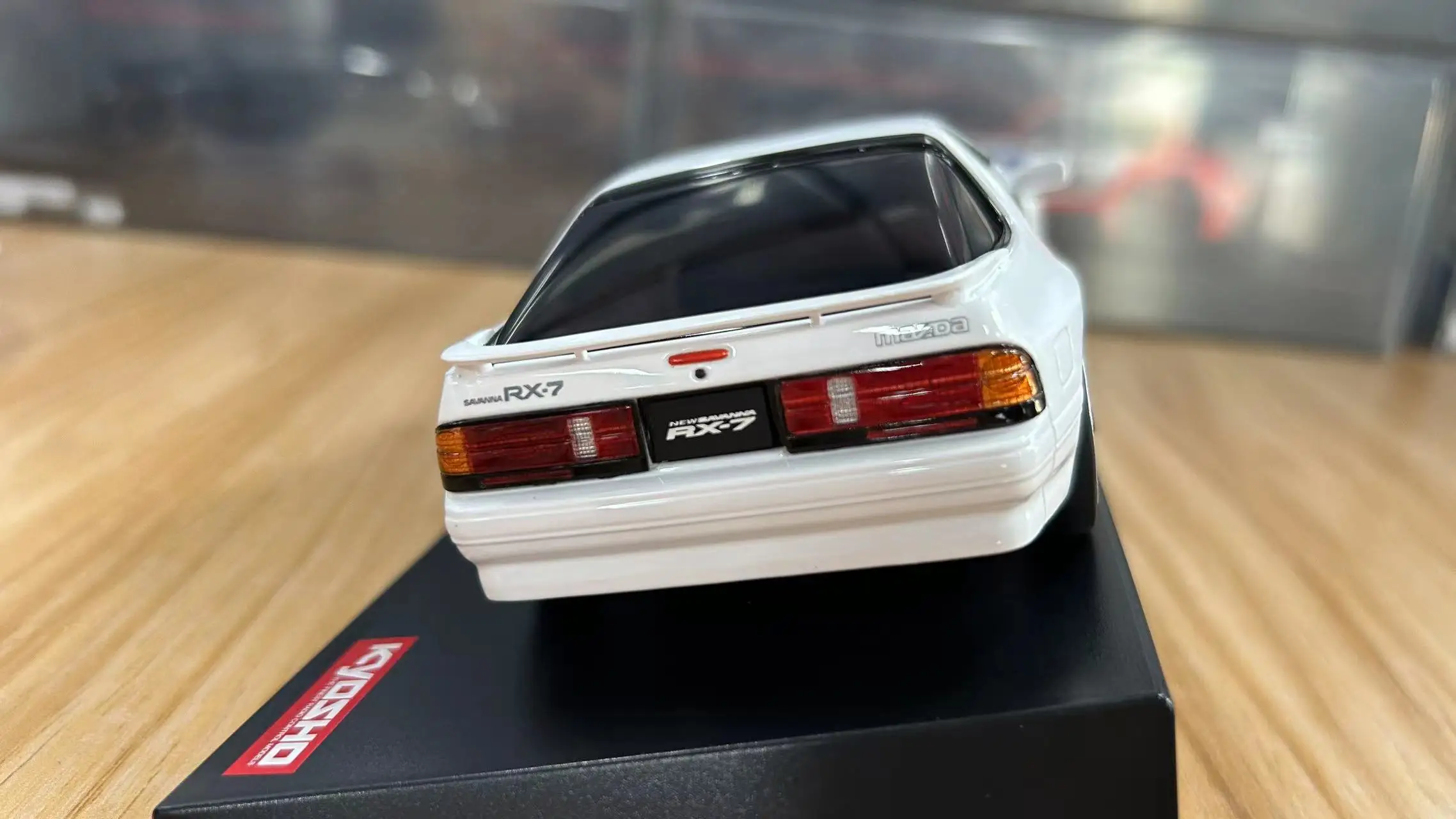 KYOSHO MINI Z BODY MA020 MAZDA SAVANNA RX-7 FC3S White MZP464W