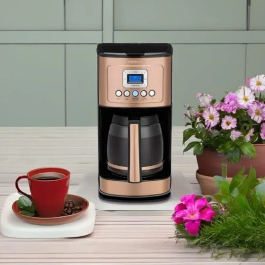 ماكينة صنع القهوة DCC3200CPAMZ PerfecTemp سعة 14 كوبًا قابلة للبرمجة من النحاس للاستخدام المنزلي والمكتبي مع التحكم المتقدم في درجة الحرارة و