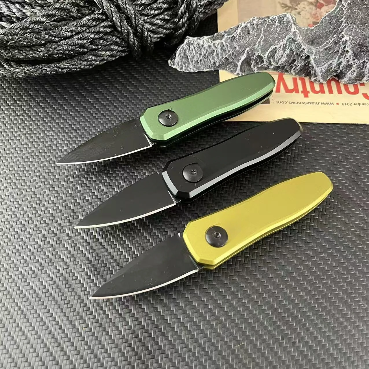 Outdoor Camping Utility Knife with 8Cr13MoV Blade and Aluminum Alloy Handle