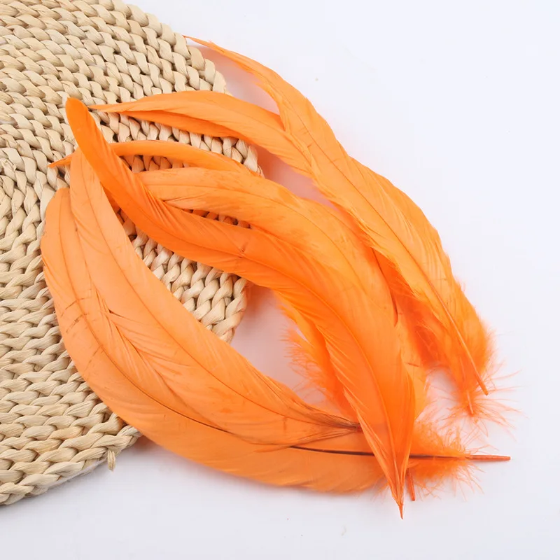 ขนหางไก่สีขาว 20/50/100 ชิ้น สำหรับงาน DIY งานฝีมือ เครื่องแต่งกายงานรื่นเริง อุปกรณ์ตกแต่ง ขนไก่