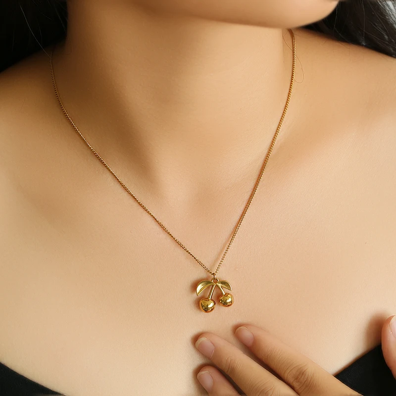 EILIECK 316L Edelstahl Metall Goldfarben Kirsch-Anhänger Halskette für Damen 18K PVD-Beschichtung Wasserdicht Modeschmuck Geschenk