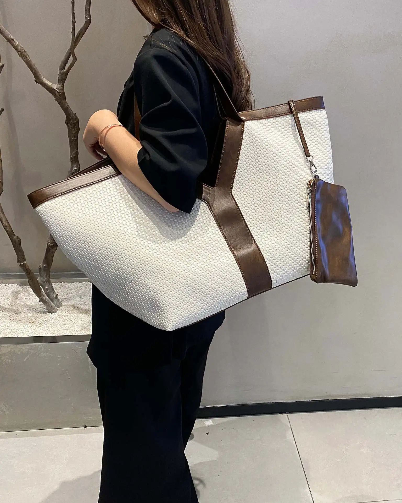 Trendy Design Simple Unique Leisure Diaper Bags For Ladies Luxury Brand Elegant Crossbody Bag Leather Tote