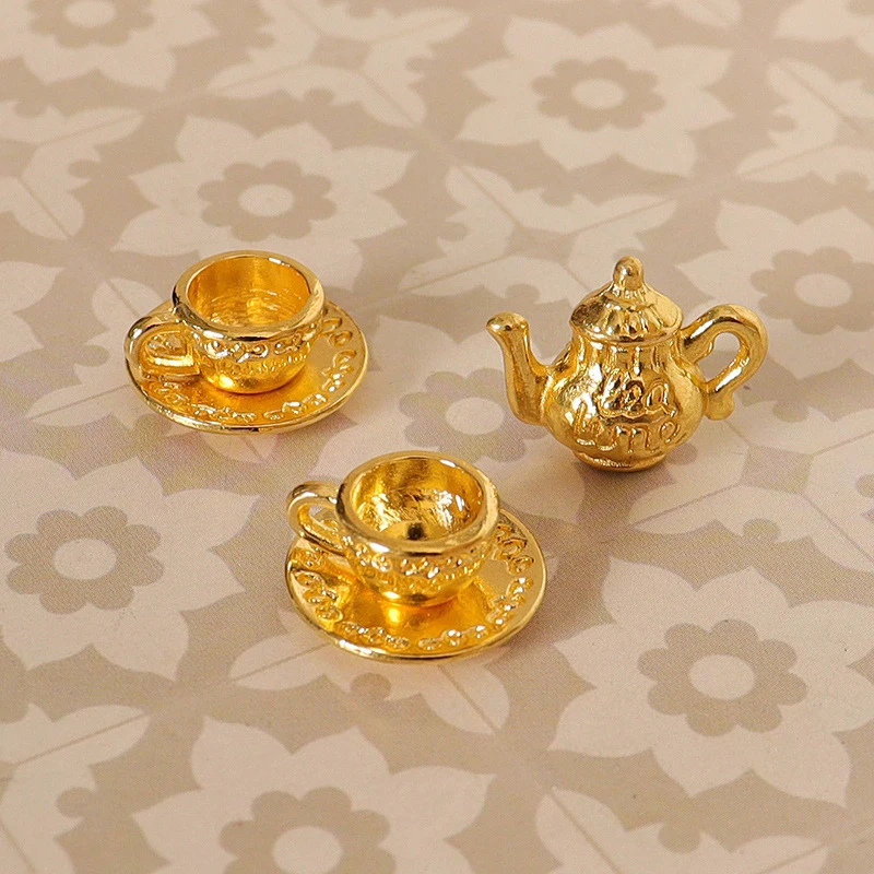 طقم إبريق شاي مصغر وصحن لبيت الدمى ، طقم شاي معدني ، نموذج طاولة طعام ، لعبة ديكور ، إكسسوارات بيت الدمية ، مجموعة واحدة